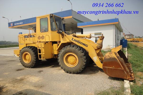 máy xúc lật Liugong model ZL40B gầu 2.2m3 bãi