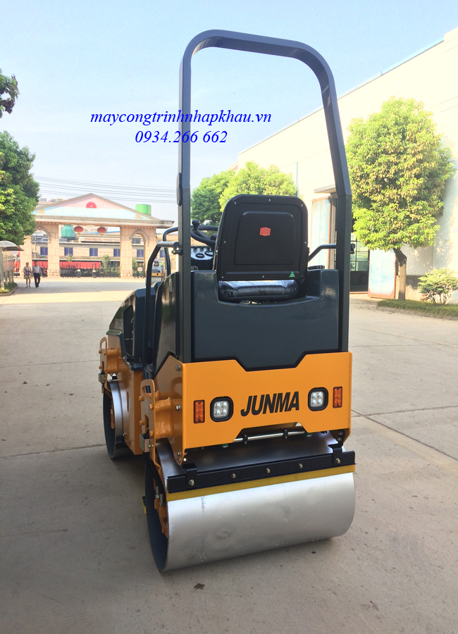 Lu rung hai bánh thép 2 tấn Trung Quốc model JM802H