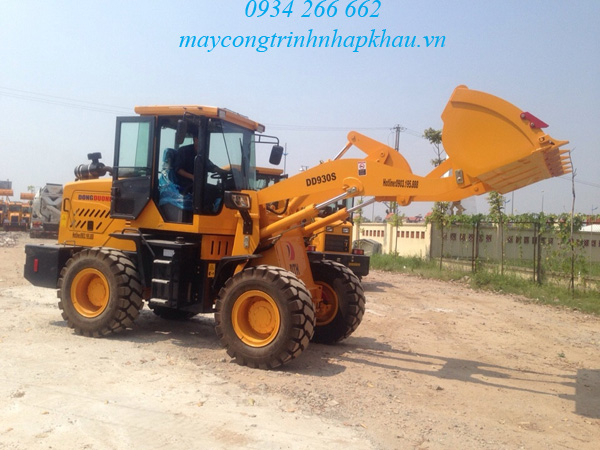 XE XUC LAT GAU 1.2M3 TRUNG QUOC