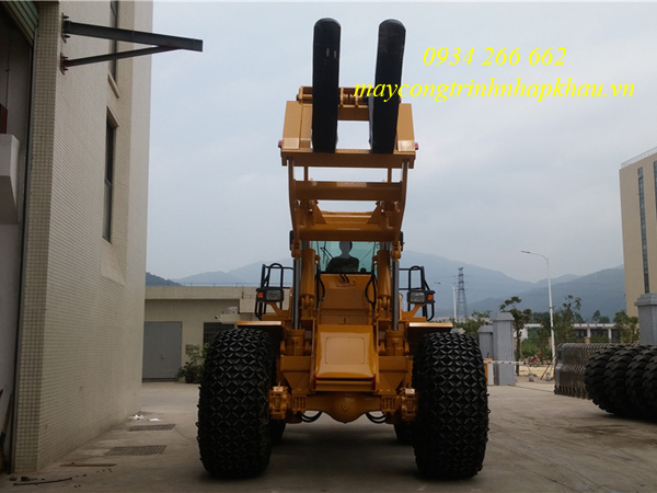 máy nâng đá trung quốc 23 tấn hiệu Liteng