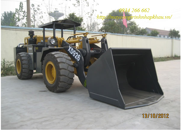 Máy xúc lật chui hầm gầu 1.8m3 model XD926