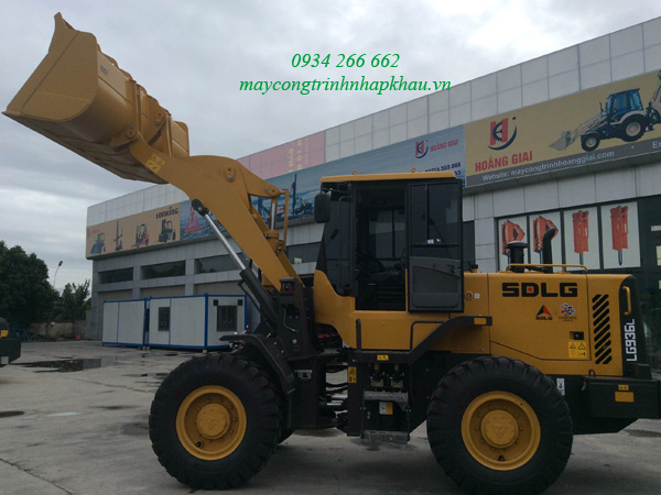 Máy xúc lật SLDG gầu 2.4m3 LG936L