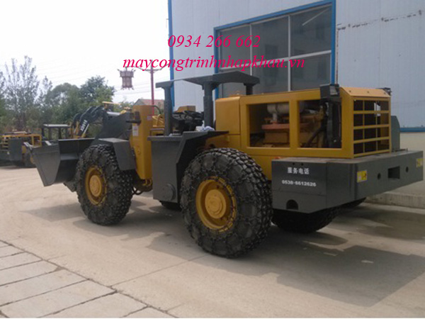 máy xúc lật chui hầm gầu 1.7m3 model XD935A
