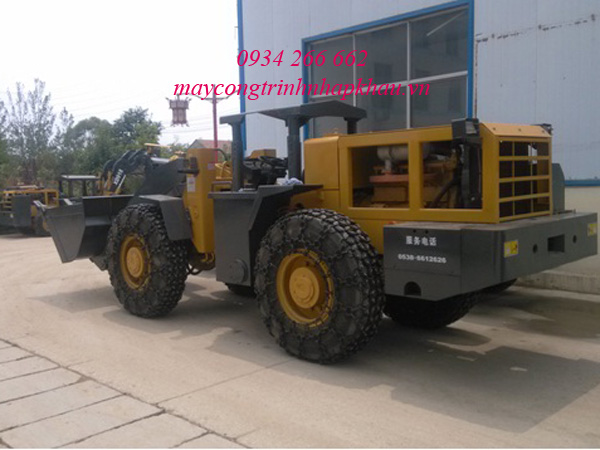 máy xúc lật chui hầm gầu 1.7m3 model XD935A