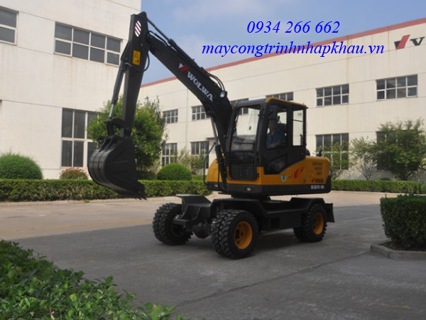 Máy xúc đào bánh lốp trung quốc gầu 0.28m3 hiệu WOLWA