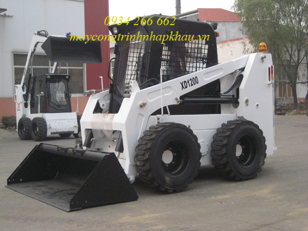 Máy xúc lật đổ ngược XD1200-Skid steer loader XD1200