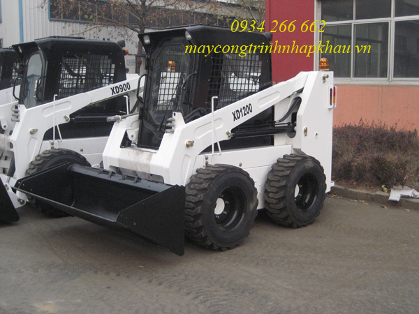 Máy xúc lật đổ ngược XD1200-Skid steer loader XD1200