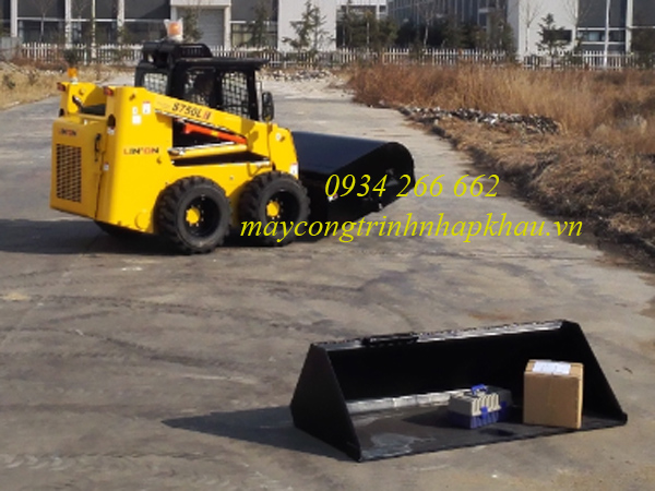 Xuc lat do nguoc Lion'on (Lin'on skid steer loader)