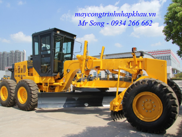 Máy san gạt Trung Quốc hiệu Sinomach model 713H