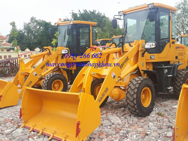 XE XUC LAT TRUNG QUOC GAU 5 TAC