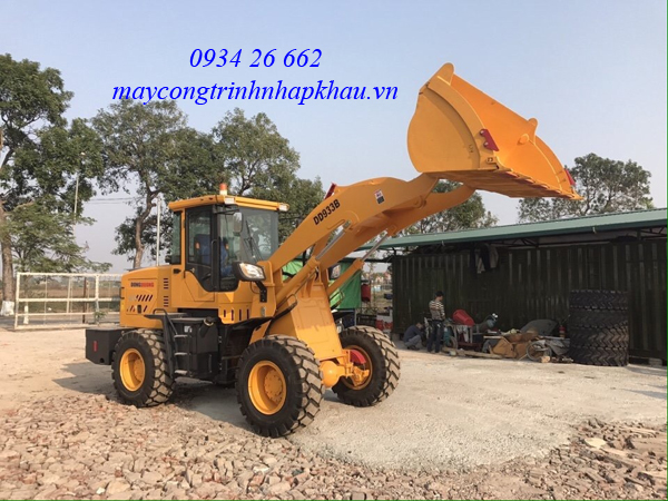 MÁY XÚC LẬT TRUNG QUỐC GẦU 1.3M3