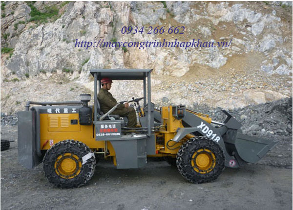 Máy xúc lật chui hầm Model XD918