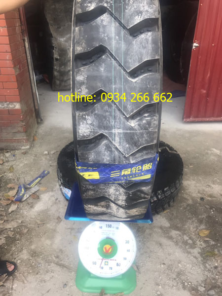 Giá bán lốp xe tải hiệu tam giác 1200R20 gai mỏ TT919