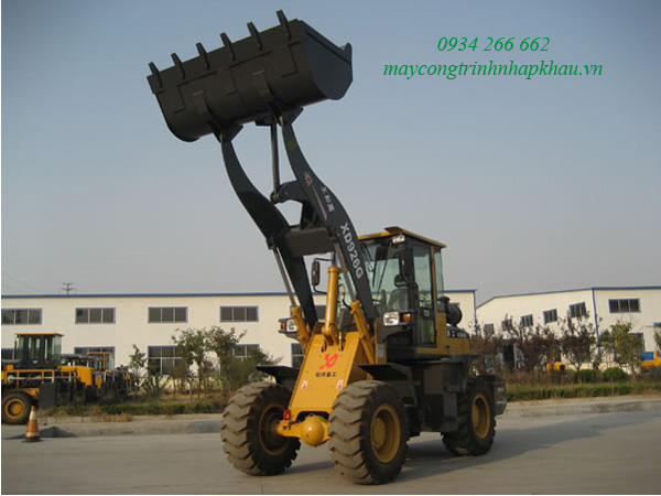 máy xúc lật sức nâng 2.5 tấn model XD926