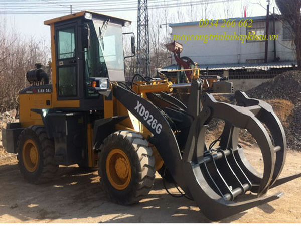 máy xúc lật sức nâng 2.5 tấn model XD926