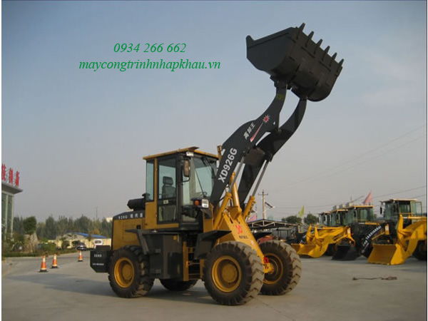 máy xúc lật sức nâng 2.5 tấn model XD926
