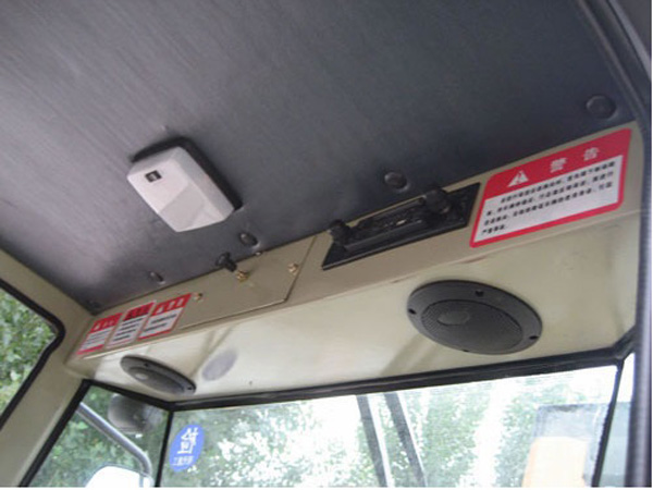máy xúc lật sức nâng 1.8 tấn model XD918G