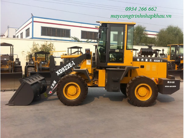 máy xúc lật sức nâng 2.2 tấn model XD922E